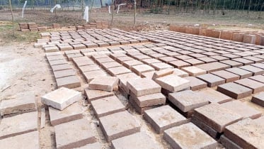 গারো পাহাড়ের গহীন অরণ্যে সিসি ব্লক তৈরি