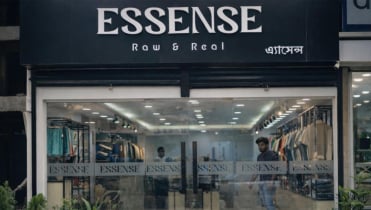 প্রিমিয়াম ফেব্রিক ও এক্সপোর্ট পোশাকে ব্যতিক্রম ‘এ্যাসেন্স’