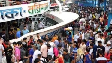 নাড়ির টানে বাড়ি ফিরছে দক্ষিণের লাখো মানুষ