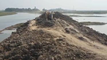 সুনামগঞ্জে হাওর রক্ষা বাঁধে ধীরগতি ও অনিয়মের অভিযোগ, ঝুঁকিতে বোরো ফসল