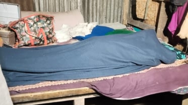 তারাবির নামাজে স্বামী, ঘরে একা থাকা স্ত্রীকে হত্যার অভিযোগ 