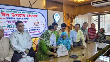 ব্রাহ্মণবাড়িয়ায় দুস্থদের মাঝে মজিদ-নাহার ফাউন্ডেশনের ঈদ উপহার বিতরণ