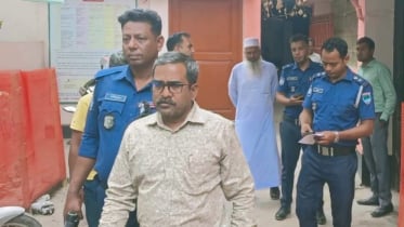 স্বাস্থ্যমন্ত্রীর নাম ভাঙিয়ে চাঁদা দাবি, কথিত সাংবাদিক গ্রেপ্তার স্বাস্থ্যমন্ত্রীর নাম ভাঙিয়ে চাঁদা দাবি, কথিত সাংবাদিক গ্রেপ্তার