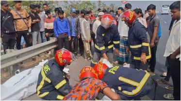 ঢাকা-মাওয়া এক্সপ্রেসওয়েতে মোটরসাইকেল নিয়ন্ত্রণ হারিয়ে নিহত ২