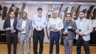 গ্রামীণফোন ও প্রোটন নিয়ে এলো দেশের সবচেয়ে সাশ্রয়ী ফোরজি ক্লাউড ফোন গ্রামীণফোন ও প্রোটন নিয়ে এলো দেশের সবচেয়ে সাশ্রয়ী ফোরজি ক্লাউড ফোন