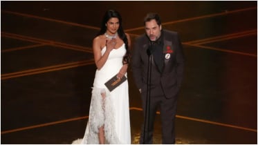 অস্কারের মঞ্চে ‘ফ্রি প্যালেস্টাইন’-এর বার্তা, পাশে দাঁড়িয়ে সমর্থন জানালেন প্রিয়াঙ্কাও অস্কারের মঞ্চে ‘ফ্রি প্যালেস্টাইন’-এর বার্তা, পাশে দাঁড়িয়ে সমর্থন জানালেন প্রিয়াঙ্কাও