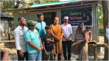বাগেরহাটে হতদরিদ্র সেলিনা ঈদের আগে পেলেন নতুন ঘর