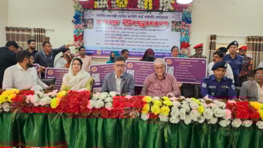 প্রধানমন্ত্রী হতদরিদ্র মানুষের কল্যাণেই ফ্যামিলি কার্ড বিতরণ করছেন: পার্বত্যমন্ত্রী