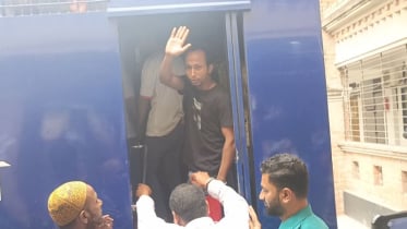 বরিশালে হামলা ও লুটের মামলায় কনটেন্ট ক্রিয়েটর পাভেল মুন্সি কারাগারে