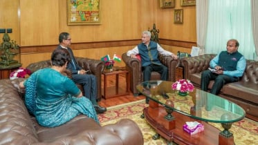 ঢাকা-দিল্লি সম্পর্ক নতুন গতি পেতে পারে: জয়শঙ্কর–রিয়াজ বৈঠকে জোর সহযোগিতায়