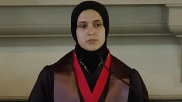 ট্রাম্পের ধর্মীয় কমিশন থেকে একমাত্র মুসলিম নারীর পদত্যাগ