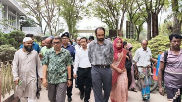 অনুপস্থিত ডাক্তারদের বিরুদ্ধে ব্যবস্থা নেওয়ার ঘোষণা অনুপস্থিত ডাক্তারদের বিরুদ্ধে ব্যবস্থা নেওয়ার ঘোষণা