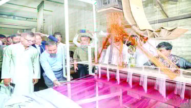 বেঙ্গল শিল্পালয়ে ঐতিহ্যবাহী তাঁতশিল্প মেলা ও প্রদর্শনী