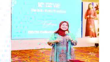 লা রিভ ঈদ এডিট