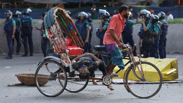 গুলিবিদ্ধ নাফিজকে বহনকারী সেই রিকশাচালক থাকছেন সংসদের প্রথম অধিবেশনে