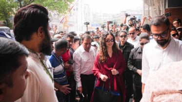 বাংলাদেশের খেলা দেখতে মিরপুরে জাইমা রহমান