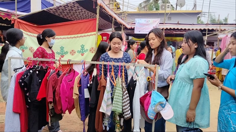 খাগড়াছড়িতে শুরু হয়েছে বৈসাবি’র আমেজ