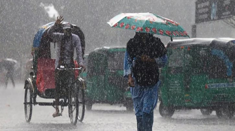 দেশজুড়ে আরও ৫ দিন ভারী বৃষ্টির শঙ্কা, ১৯ জেলায় ঝড়ের সতর্কতা