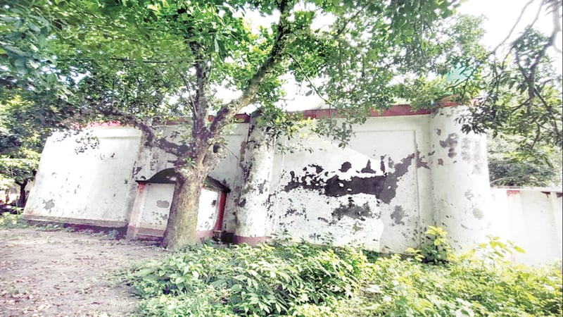 কায়েমকোলা গ্রামের ঐতিহ্য ‘জমাদার মসজিদ’