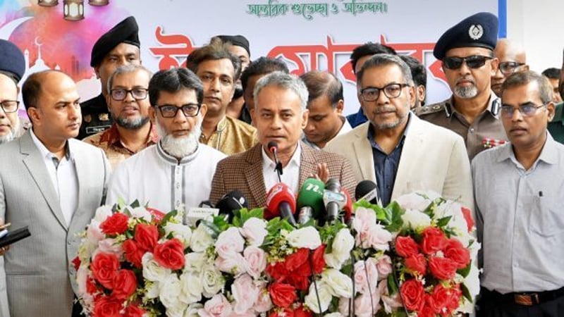 ঈদযাত্রা নিরাপদ ও স্বস্তিদায়ক করতে সরকার নিরলস কাজ করছে : সড়কমন্ত্রী