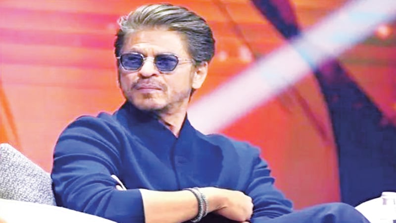 শীর্ষ ধনী শাহরুখ খান