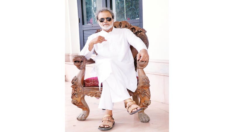 এই ঈদে তারিক আনাম খান