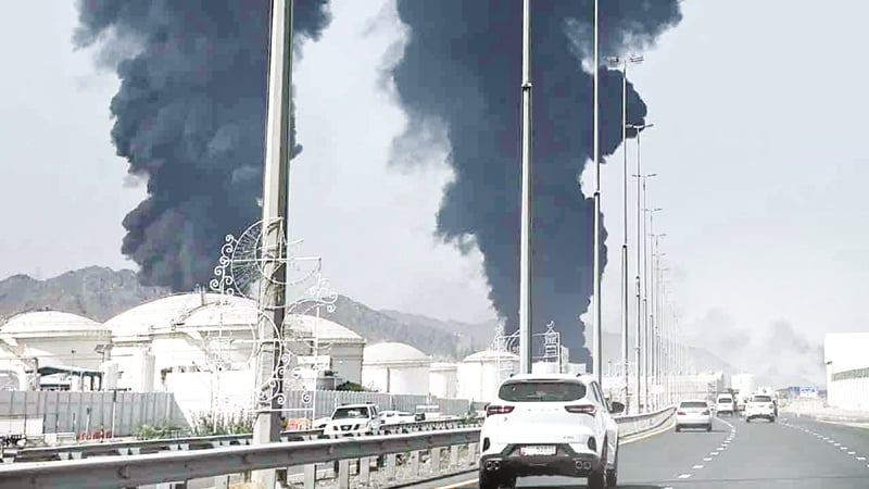 খারগ দ্বীপে হামলার বদলা নিতে মরিয়া তেহরান