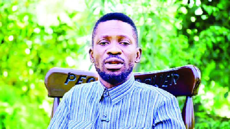 উগান্ডায় প্রেসিডেন্ট প্রার্থীকে কপ্টার দিয়ে তুলে নিয়ে গেছে সেনাবাহিনী