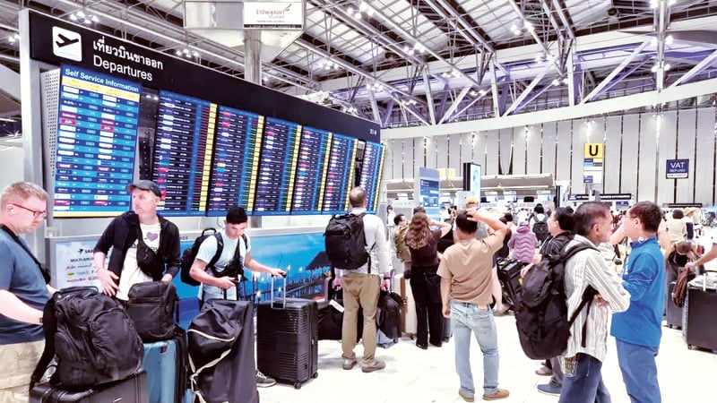 মধ্যপ্রাচ্যের পর্যটন খাতে দৈনিক ক্ষতি ৬০০ মিলিয়ন ডলার