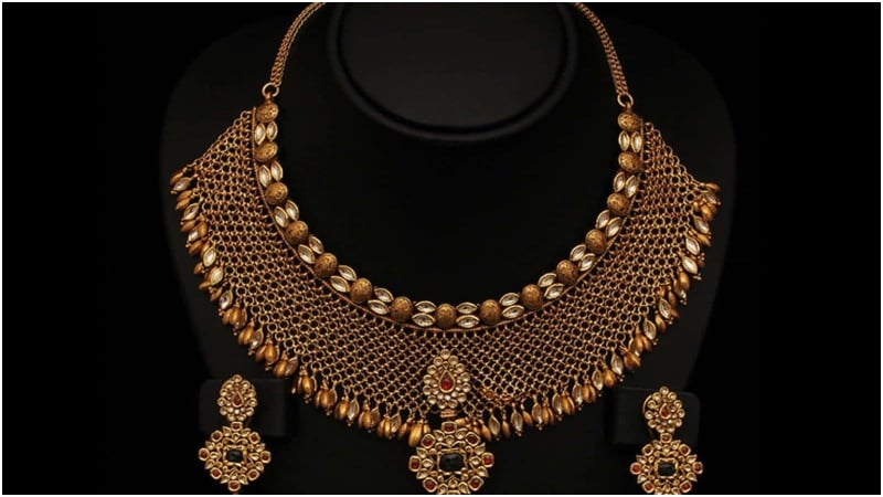 দুই দফায় কমলো স্বর্ণের দাম