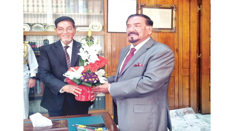 খেলার মাঠ থেকে জাতীয় সংসদের স্পিকার