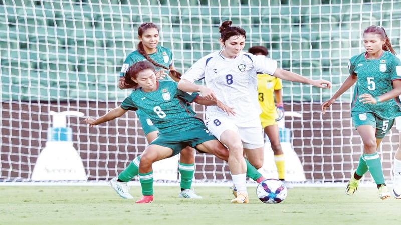 স্বপ্নভঙ্গ আফঈদা-ঋতুপর্ণাদের