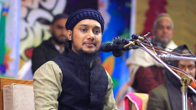 আবু ত্বহা আদনানের ’অন্ধকার জীবন’ নিয়ে অভিযোগ স্ত্রীর